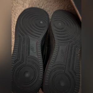 Black Air-force 1 High Top. Worn less than 5 times.